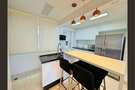 Apartamento à venda com 103m², 2 quartos e 2 vagas