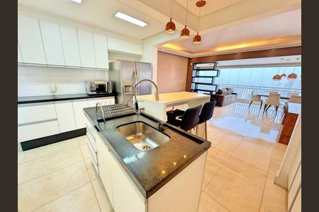 Apartamento à venda com 103m², 2 quartos e 2 vagas