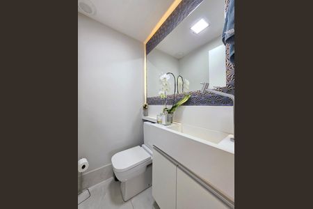 Apartamento à venda com 126m², 4 quartos e 3 vagas Apartamento à venda com 126m², 4 quartos e 3 vagasLavabo