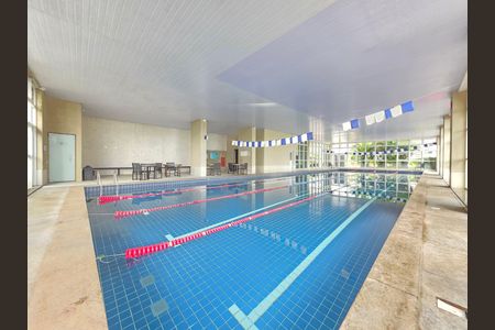 Apartamento à venda com 126m², 4 quartos e 3 vagas Apartamento à venda com 126m², 4 quartos e 3 vagasPiscina Coberta