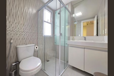 Apartamento à venda com 126m², 4 quartos e 3 vagas Apartamento à venda com 126m², 4 quartos e 3 vagasBanheiro da Suíte 2