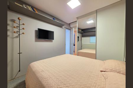 Apartamento à venda com 126m², 4 quartos e 3 vagas Apartamento à venda com 126m², 4 quartos e 3 vagasQuarto semi-suíte 3