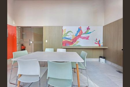 Apartamento à venda com 126m², 4 quartos e 3 vagas Apartamento à venda com 126m², 4 quartos e 3 vagasOffice