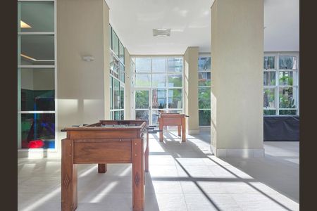 Apartamento à venda com 126m², 4 quartos e 3 vagas Apartamento à venda com 126m², 4 quartos e 3 vagasSalão de jogos