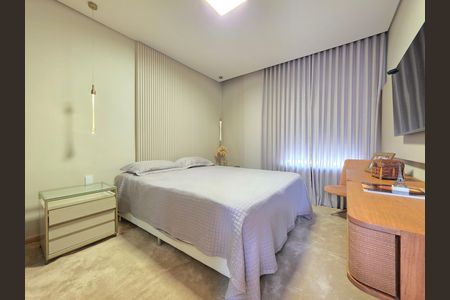 Apartamento à venda com 126m², 4 quartos e 3 vagas Apartamento à venda com 126m², 4 quartos e 3 vagasQuarto Suíte 1