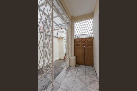 Casa para alugar com 140m², 3 quartos e 1 vaga Casa para alugar com 140m², 3 quartos e 1 vagaÁrea de Serviço