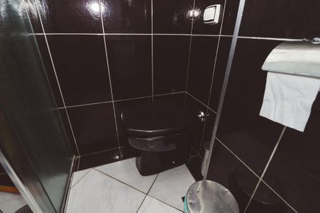 Apartamento à venda com 63m², 2 quartos e 1 vaga Apartamento à venda com 63m², 2 quartos e 1 vagaBanheiro