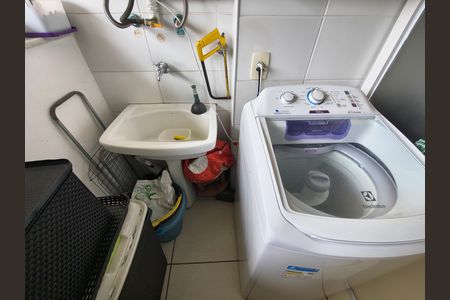 Apartamento para alugar com 70m², 2 quartos e 1 vaga Apartamento para alugar com 70m², 2 quartos e 1 vagaÁrea de serviço