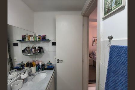 Banheiro da Suíte de apartamento para alugar com 2 quartos, 70m² em Curicica, Rio de Janeiro