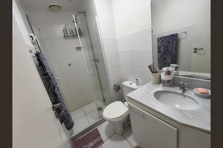 Banheiro social de apartamento para alugar com 2 quartos, 70m² em Curicica, Rio de Janeiro