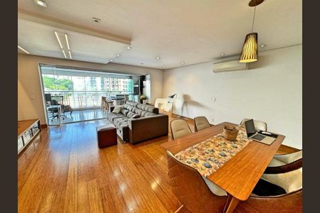 Apartamento à venda com 2 quartos, 115m² em Chácara Inglesa, São Paulo