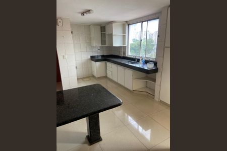 Apartamento à venda com 122m², 3 quartos e 2 vagas Apartamento à venda com 122m², 3 quartos e 2 vagasCozinha