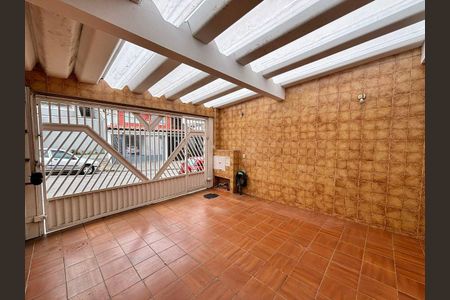 Garagem de casa à venda com 3 quartos, 197m² em Vila Guaraciaba, Santo André