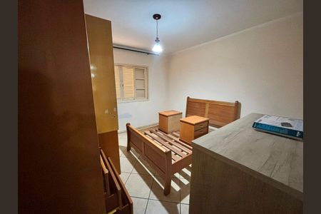Quarto de casa à venda com 3 quartos, 197m² em Vila Guaraciaba, Santo André