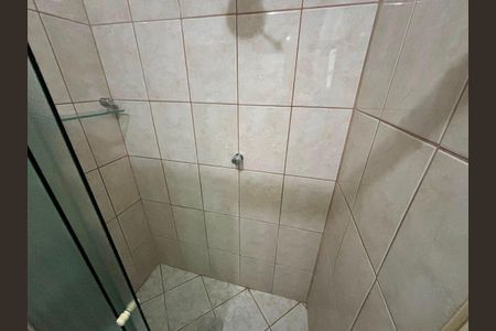 Banheiro de casa à venda com 3 quartos, 197m² em Vila Guaraciaba, Santo André