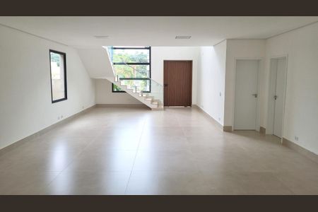 Foto 01 de casa de condomínio à venda com 4 quartos, 385m² em Cidade Tamboré, Santana de Parnaíba