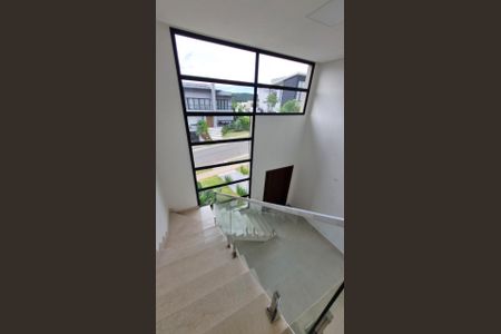 Foto 01 de casa de condomínio à venda com 4 quartos, 385m² em Cidade Tamboré, Santana de Parnaíba