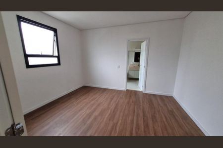Foto 01 de casa de condomínio à venda com 4 quartos, 385m² em Cidade Tamboré, Santana de Parnaíba