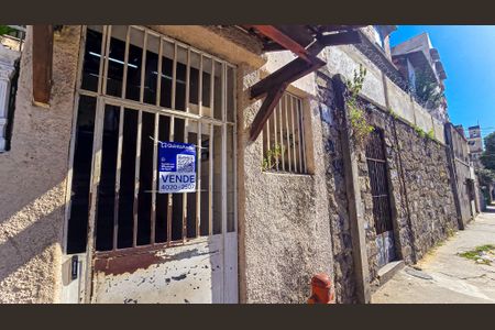 Apartamento à venda com 50m², 2 quartos e sem vagaFachada do Prédio com placa