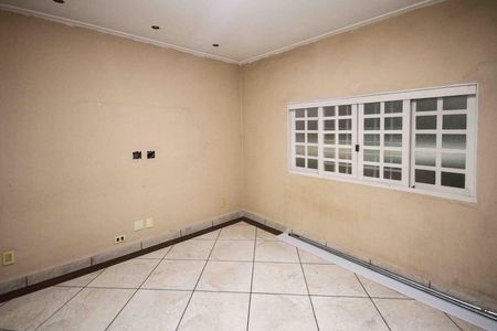 Sala de casa para alugar com 2 quartos, 90m² em Jardim Três Marias, São Paulo