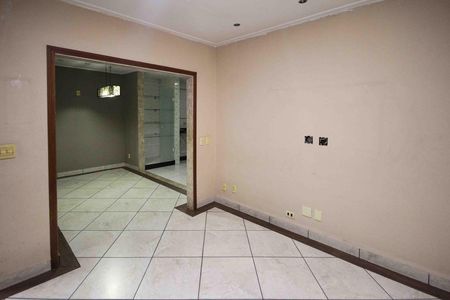 Casa para alugar com 90m², 2 quartos e 1 vagaSala