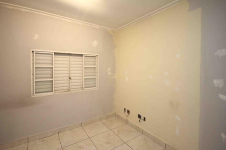 Casa para alugar com 90m², 2 quartos e 1 vagaQuarto 02