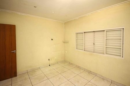 Casa para alugar com 90m², 2 quartos e 1 vagaQuarto