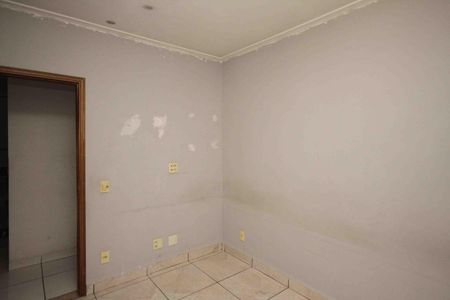 Casa para alugar com 90m², 2 quartos e 1 vagaQuarto 02