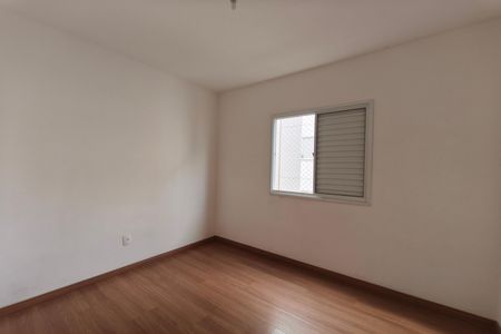 Sala de apartamento para alugar com 2 quartos, 42m² em Parque São Jorge, Campinas