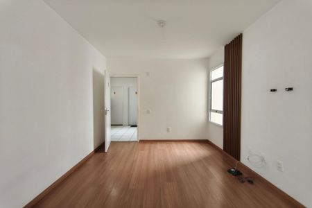 Sala de apartamento para alugar com 2 quartos, 42m² em Parque São Jorge, Campinas
