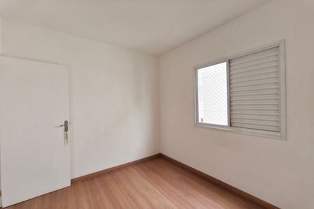 Quarto 2 de apartamento para alugar com 2 quartos, 42m² em Parque São Jorge, Campinas