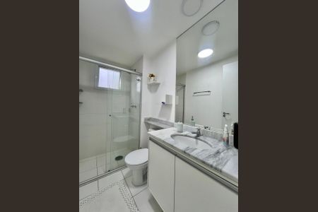 Apartamento para alugar com 80m², 3 quartos e 1 vaga Apartamento para alugar com 80m², 3 quartos e 1 vagaBanheiro da Suíte