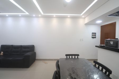 Apartamento para alugar com 90m², 3 quartos e 2 vagasSala