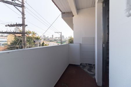Casa para alugar com 55m², 1 quarto e sem vaga Casa para alugar com 55m², 1 quarto e sem vagaVaranda