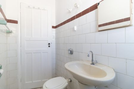 Casa para alugar com 55m², 1 quarto e sem vaga Casa para alugar com 55m², 1 quarto e sem vagaBanheiro
