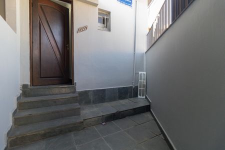 Casa para alugar com 55m², 1 quarto e sem vaga Casa para alugar com 55m², 1 quarto e sem vagaEntrada