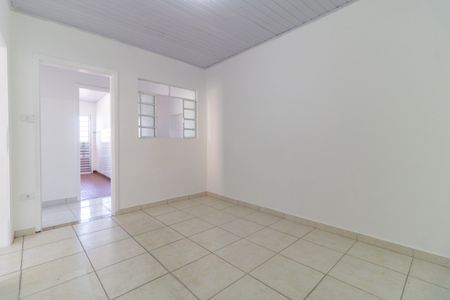 Casa para alugar com 55m², 1 quarto e sem vaga Casa para alugar com 55m², 1 quarto e sem vagaSala