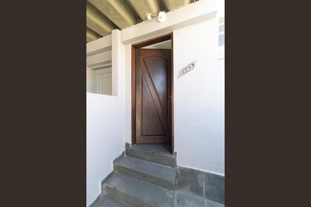 Casa para alugar com 55m², 1 quarto e sem vaga Casa para alugar com 55m², 1 quarto e sem vagaEntrada