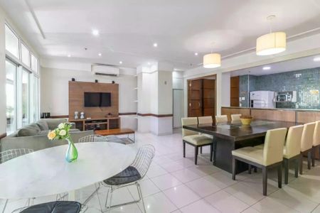 Apartamento para alugar com 2 quartos, 156m² em Recreio dos Bandeirantes, Rio de Janeiro