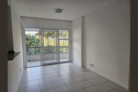 Apartamento para alugar com 90m², 3 quartos e 1 vaga