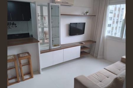 Apartamento para alugar com 65m², 2 quartos e 1 vaga