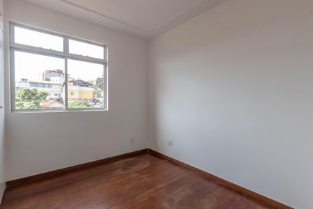 Apartamento à venda com 260m², 4 quartos e 3 vagasQuarto 2