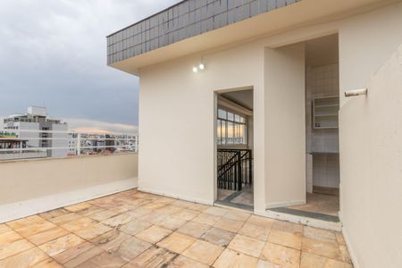 Apartamento à venda com 260m², 4 quartos e 3 vagasTerraço