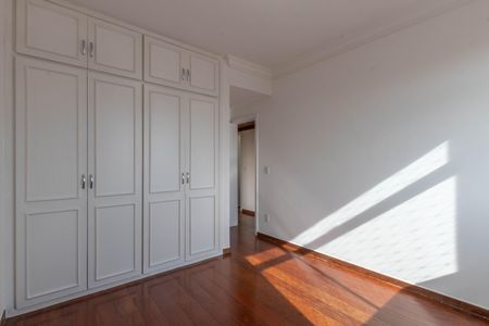 Apartamento à venda com 260m², 4 quartos e 3 vagasQuarto 3