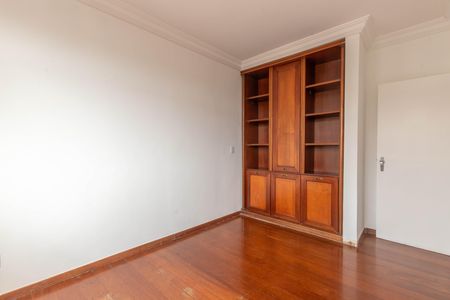 Apartamento à venda com 260m², 4 quartos e 3 vagasQuarto 1