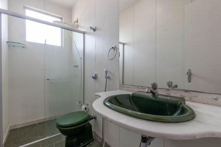 Apartamento à venda com 260m², 4 quartos e 3 vagasBanheiro