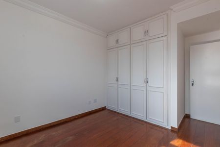 Apartamento à venda com 260m², 4 quartos e 3 vagasQuarto 3