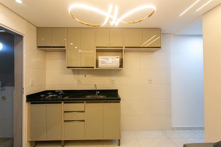 Cozinha de apartamento para alugar com 1 quarto, 280m² em Penha de França, São Paulo