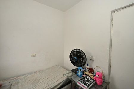 Casa à venda com 179m², 2 quartos e 5 vagasQuarto 2