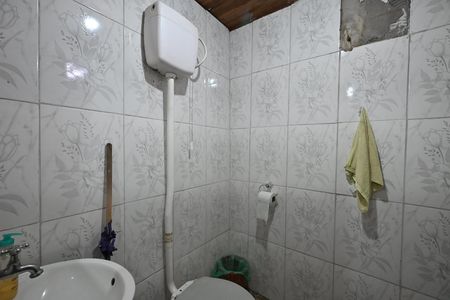 Casa à venda com 179m², 2 quartos e 5 vagasBanheiro 1
